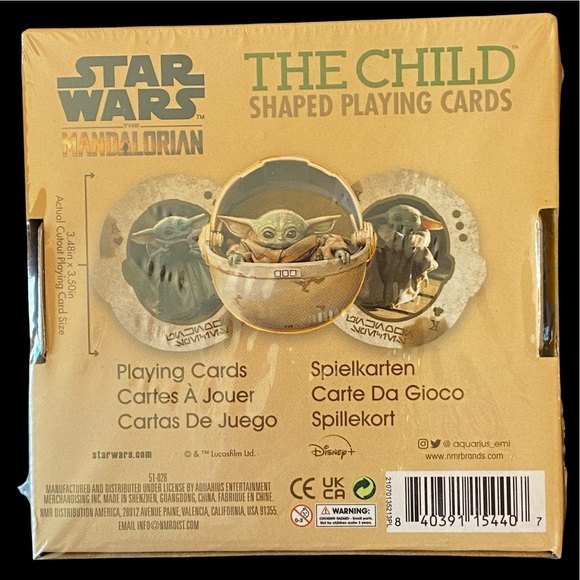 STAR WARS The Mandelorian THE CHILD shaped playing cards, NEW in wrapper - Picture 2 of 7